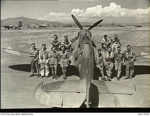Italy C 1944 07 Pilots Of An RAF Spitfire Squadron Stationed At An 