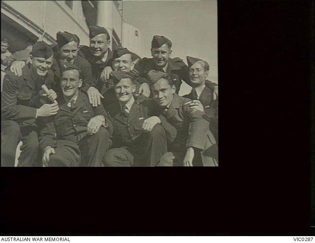 Melbourne, Vic. 1945-04-14. Group portrait of RAAF personnel aboard the ...
