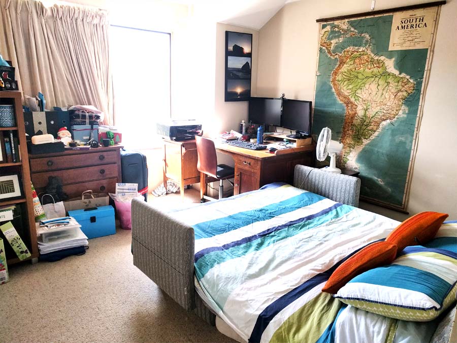 Room 01