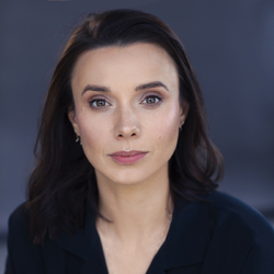 Anna Jullienne's profile on BigMouth