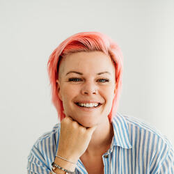 Lizzie  Jobling 's profile on BigMouth