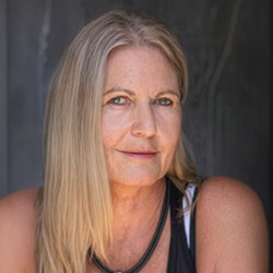 Liz  Baldwin-Featherstone's profile on BigMouth