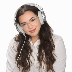Eliz Medina's profile on BigMouth