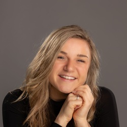 Anna Cass's profile on BigMouth