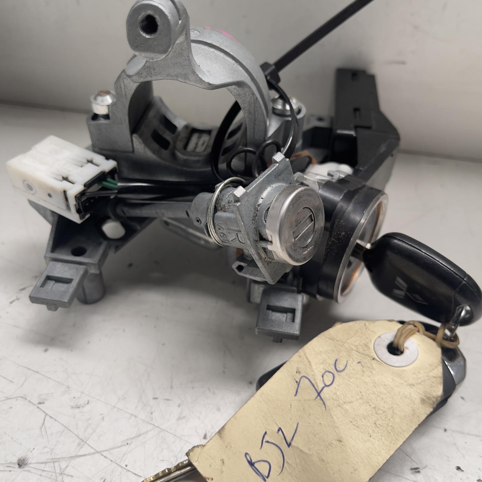 View Auto part Ignition W/ Key Mitsubishi Lancer 2011
