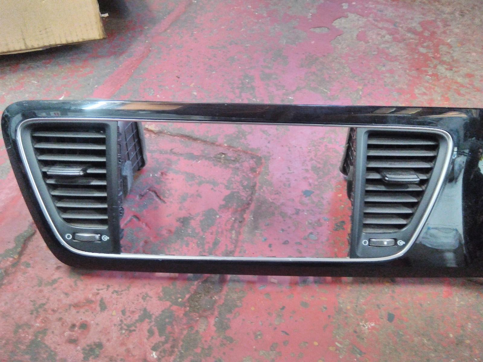 View Auto part Misc Kia Carnival/grand Carnival 2015