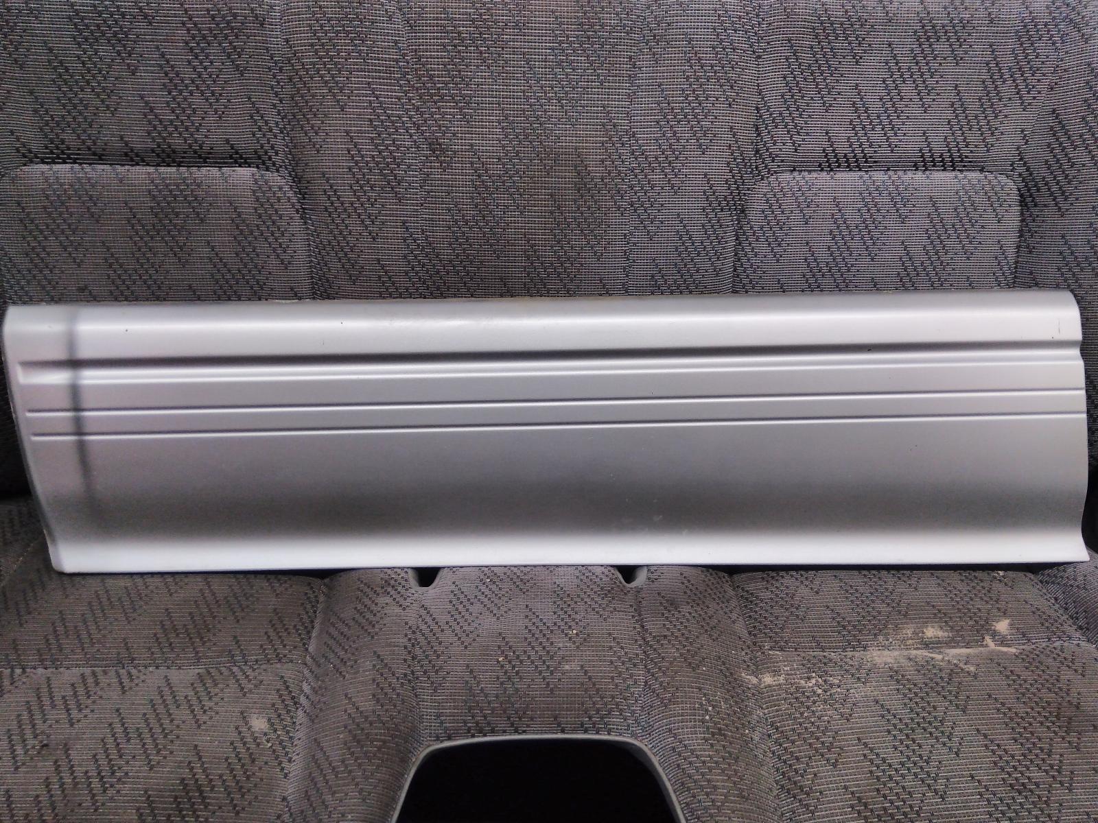 1998 Toyota Prado Body/Door Mould View Auto part Body/Door Mould Toyota Prado 1998
