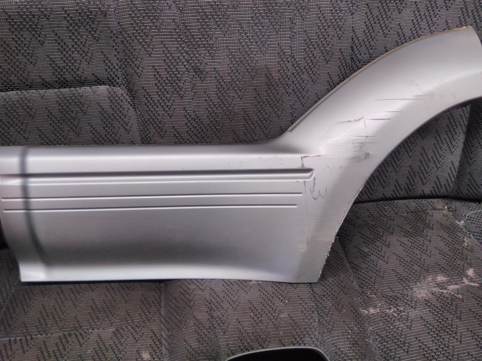 1998 Toyota Prado Body/Door Mould View Auto part Body/Door Mould Toyota Prado 1998