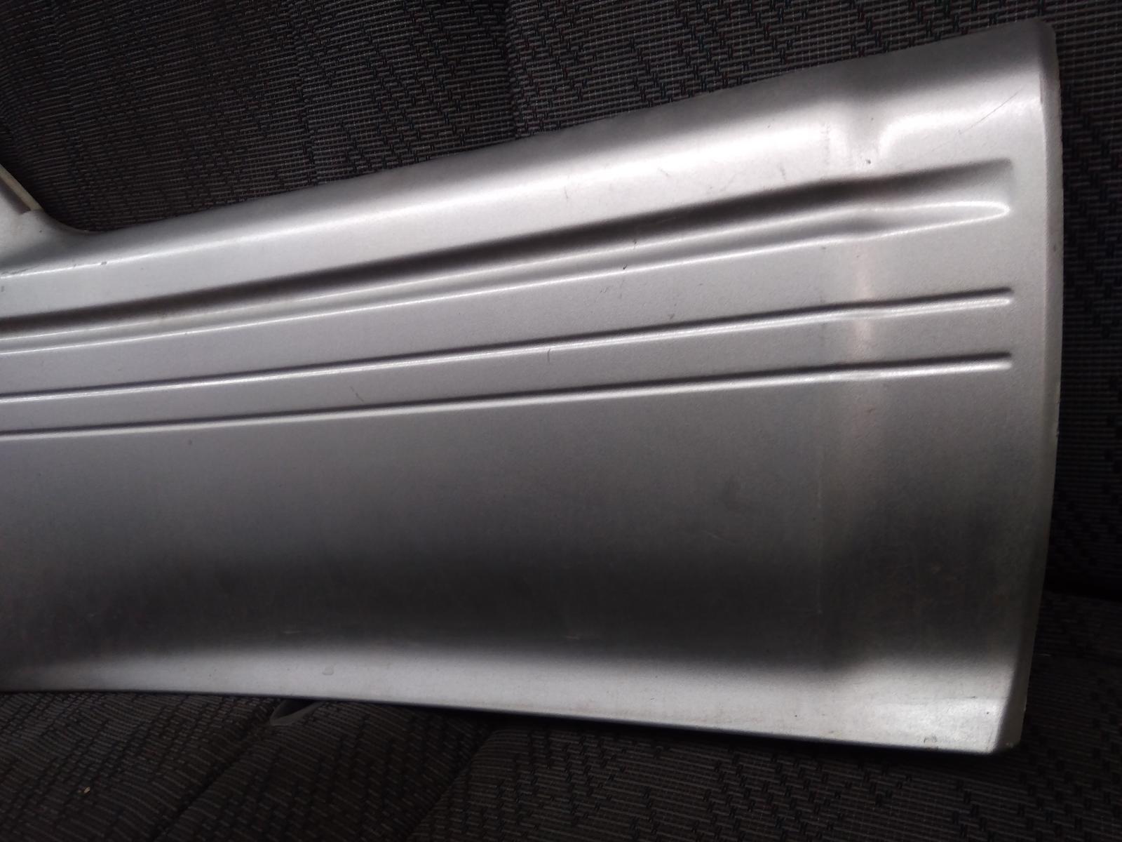 1998 Toyota Prado Body/Door Mould View Auto part Body/Door Mould Toyota Prado 1998