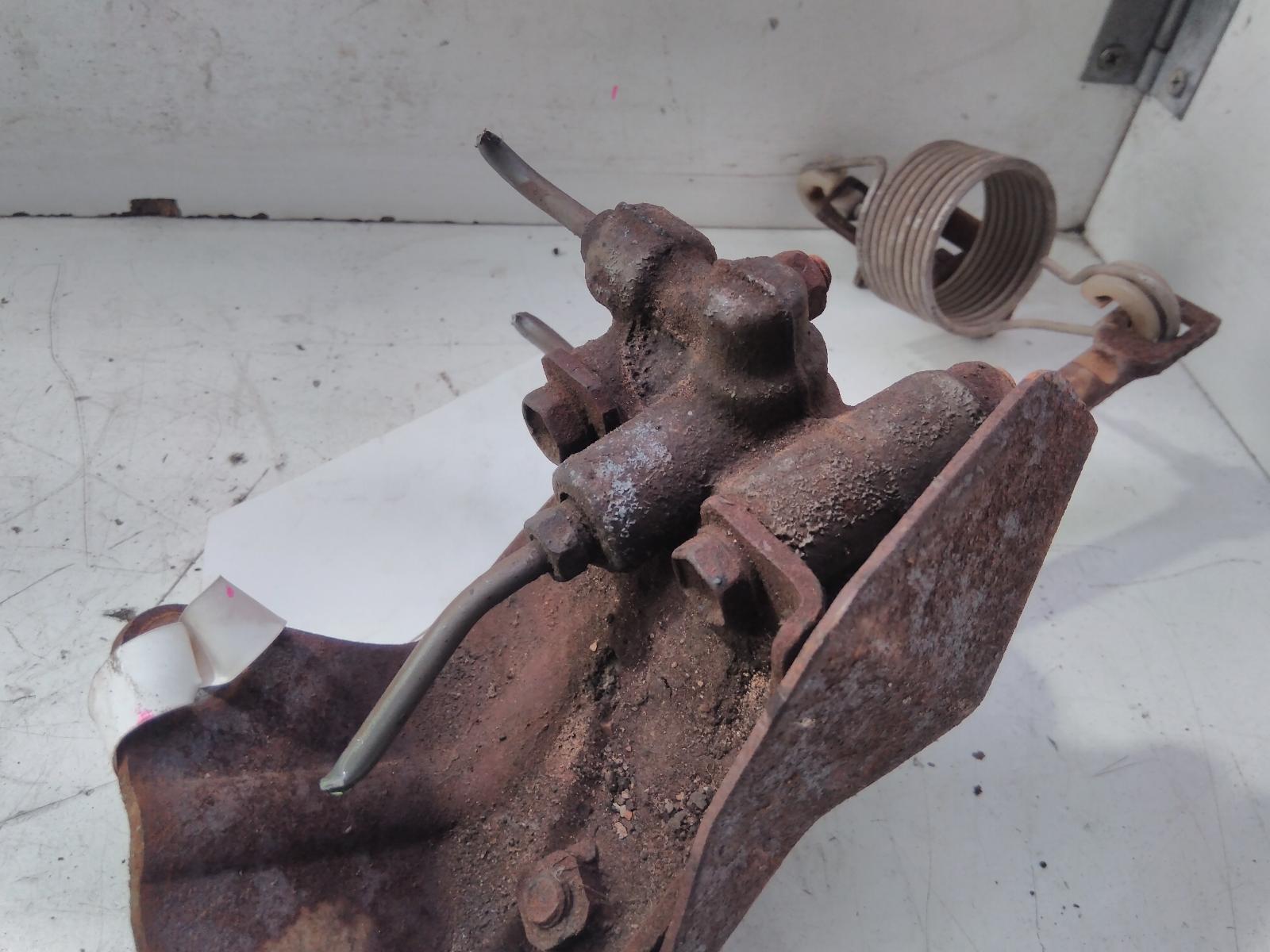 View Auto part Brake Comp Valve Toyota Prado 1998