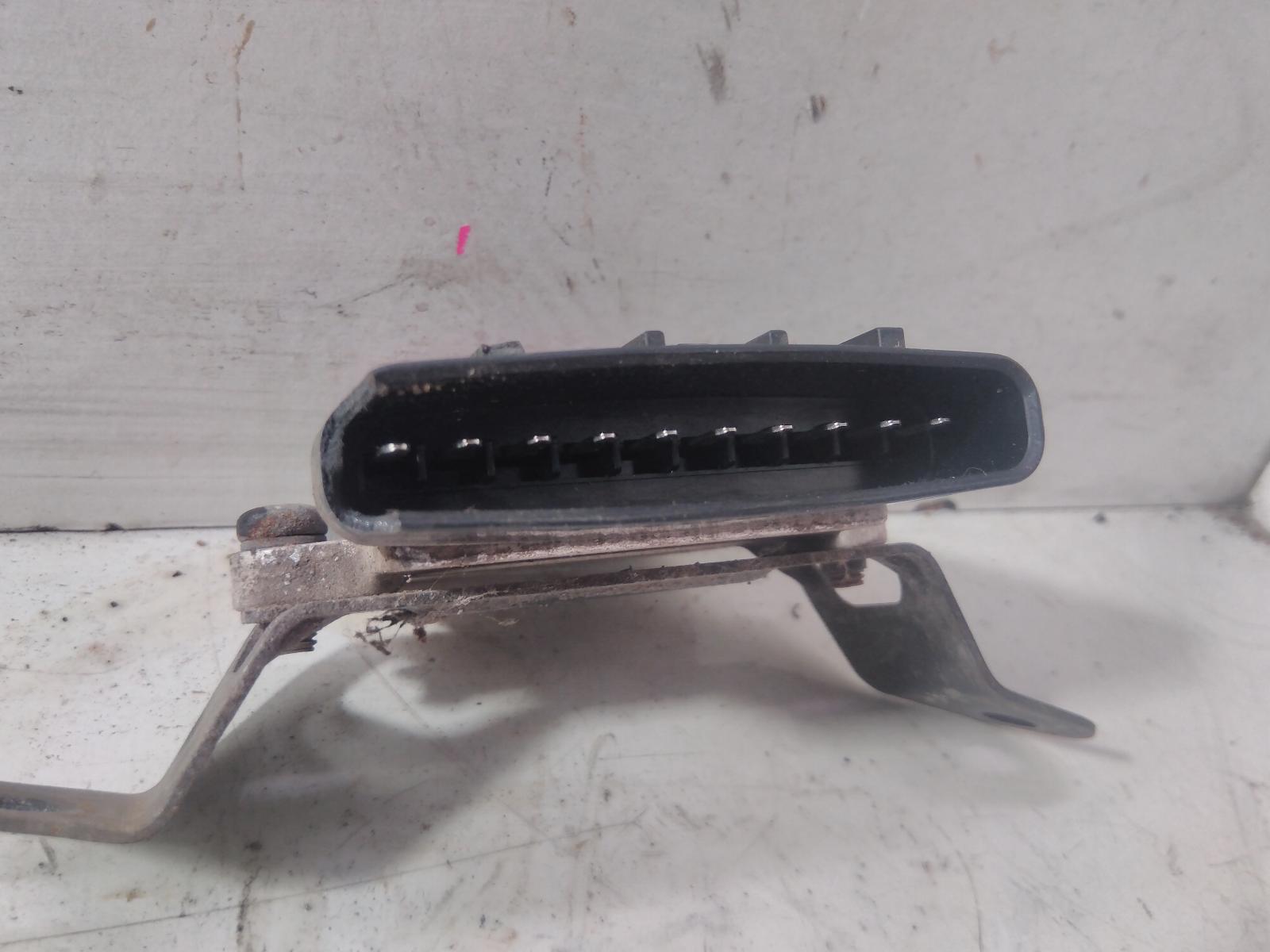 1998 Toyota Prado Ignitor View Auto part Ignitor Toyota Prado 1998