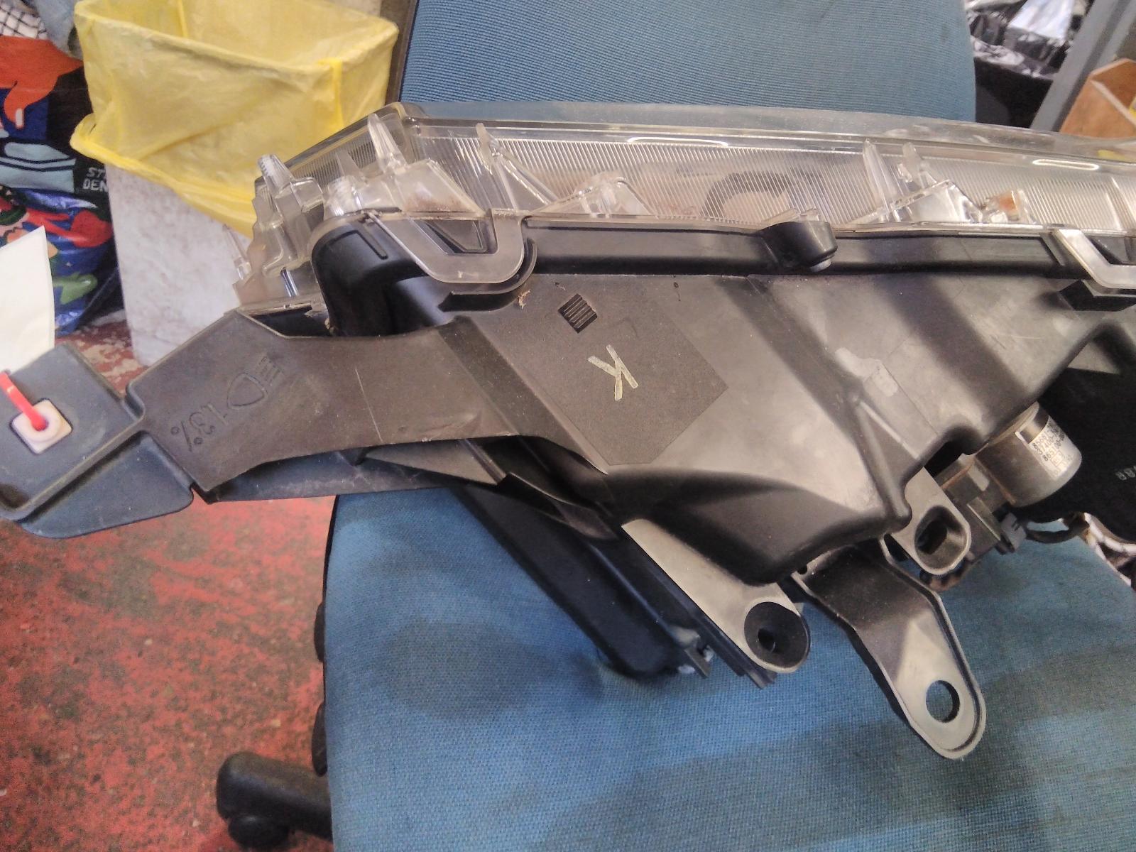 View Auto part Right Headlamp Toyota Prado 2019