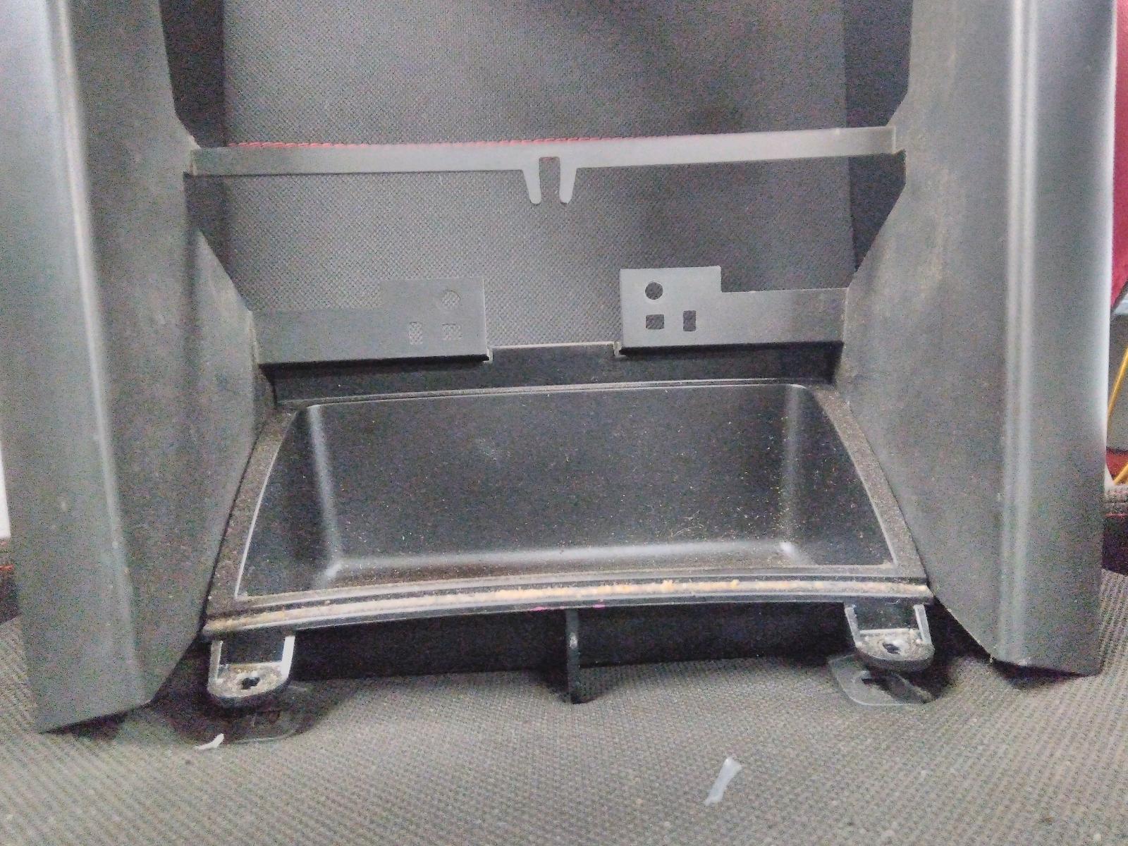 View Auto part Radio/Cd/Dvd/Sat/Tv Holden Commodore 2009
