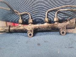 View Auto part Injection Rail Hyundai Iload/imax 2013