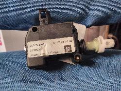View Auto part Door/Boot/Gate Lock Holden Commodore 2005