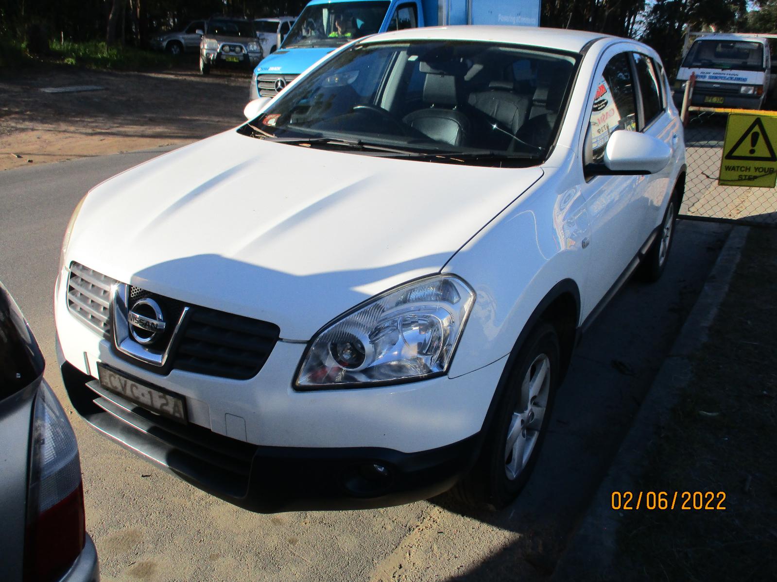 View Auto part Seatbelt/Stalk Nissan Dualis 2010