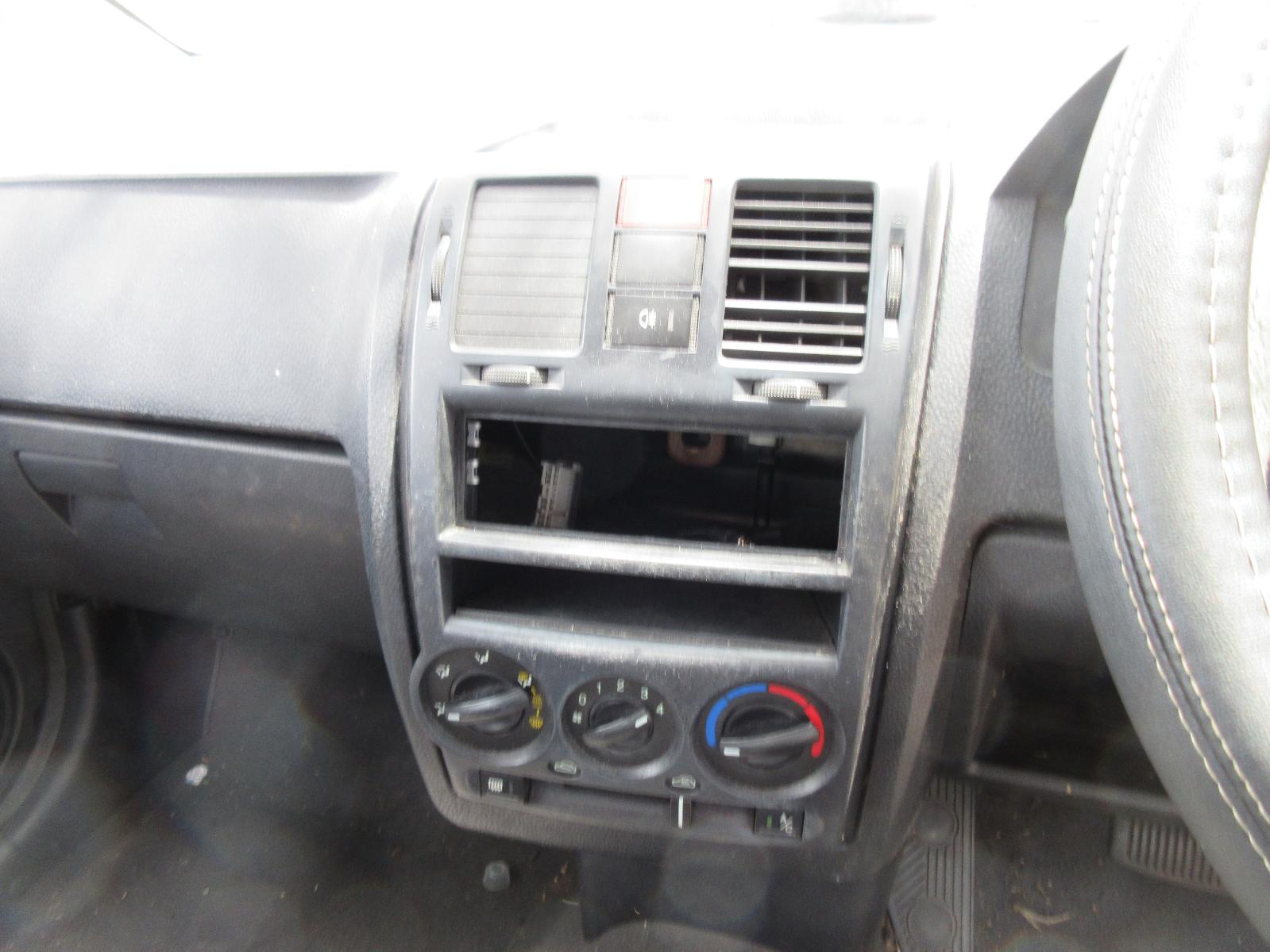 View Auto part Bonnet Hyundai Getz 2004