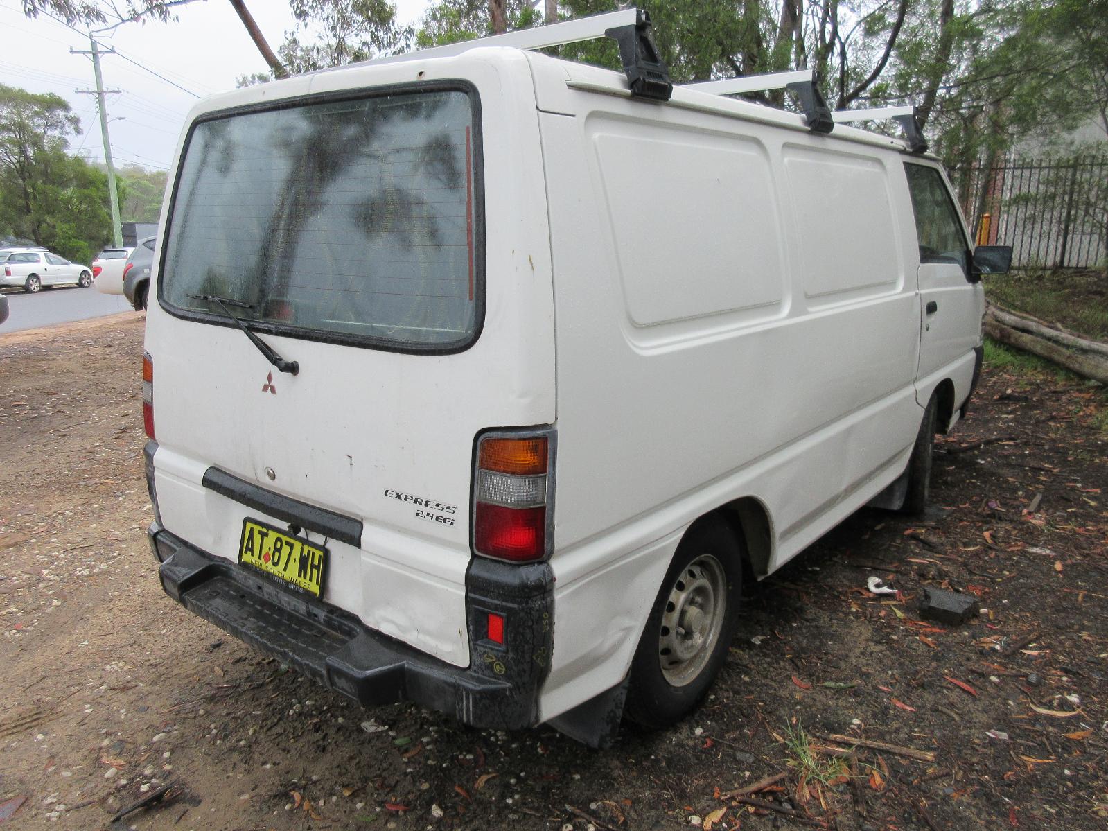 View Auto part Fan Mitsubishi L300 2008