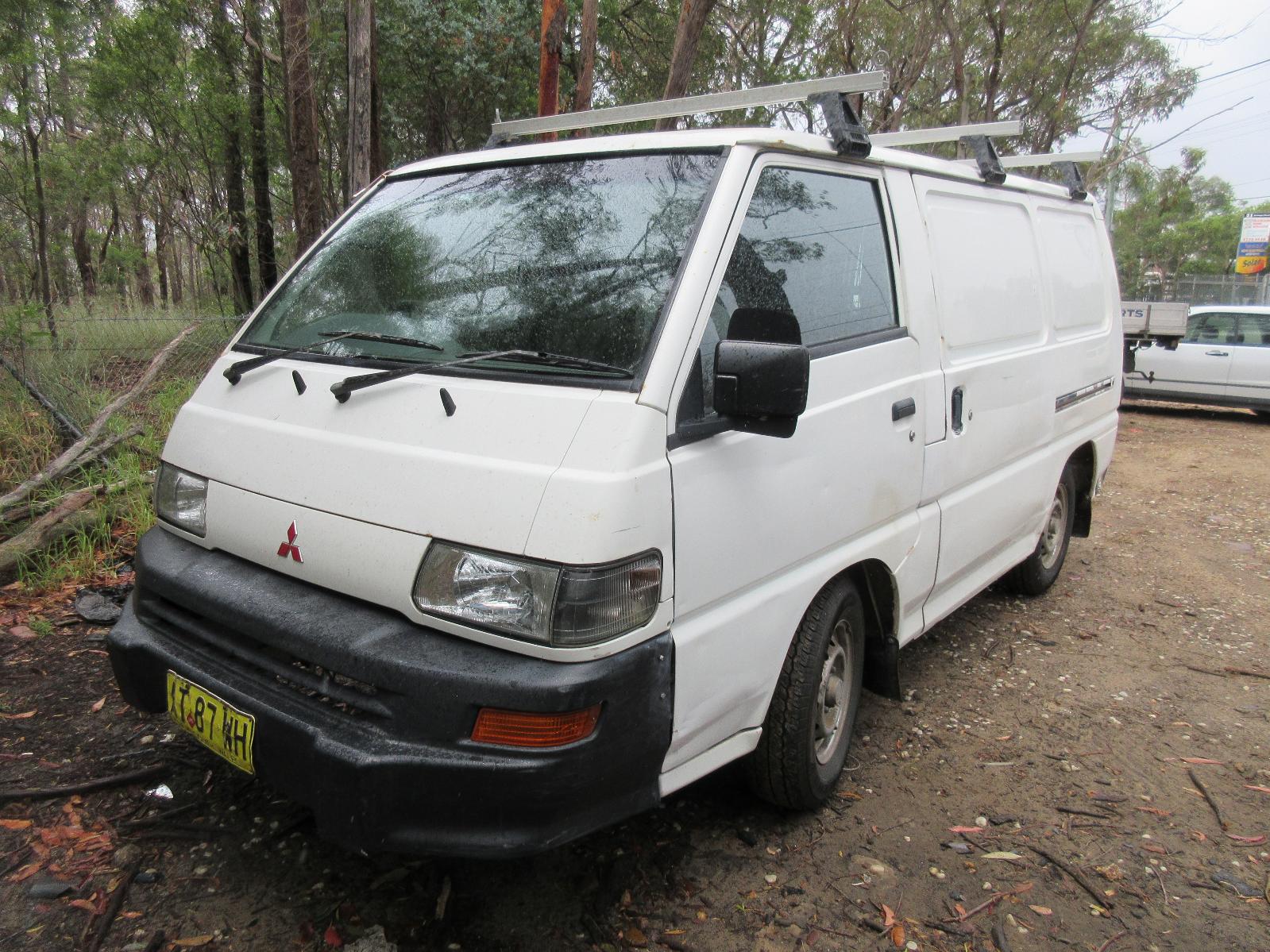 View Auto part Fan Mitsubishi L300 2008