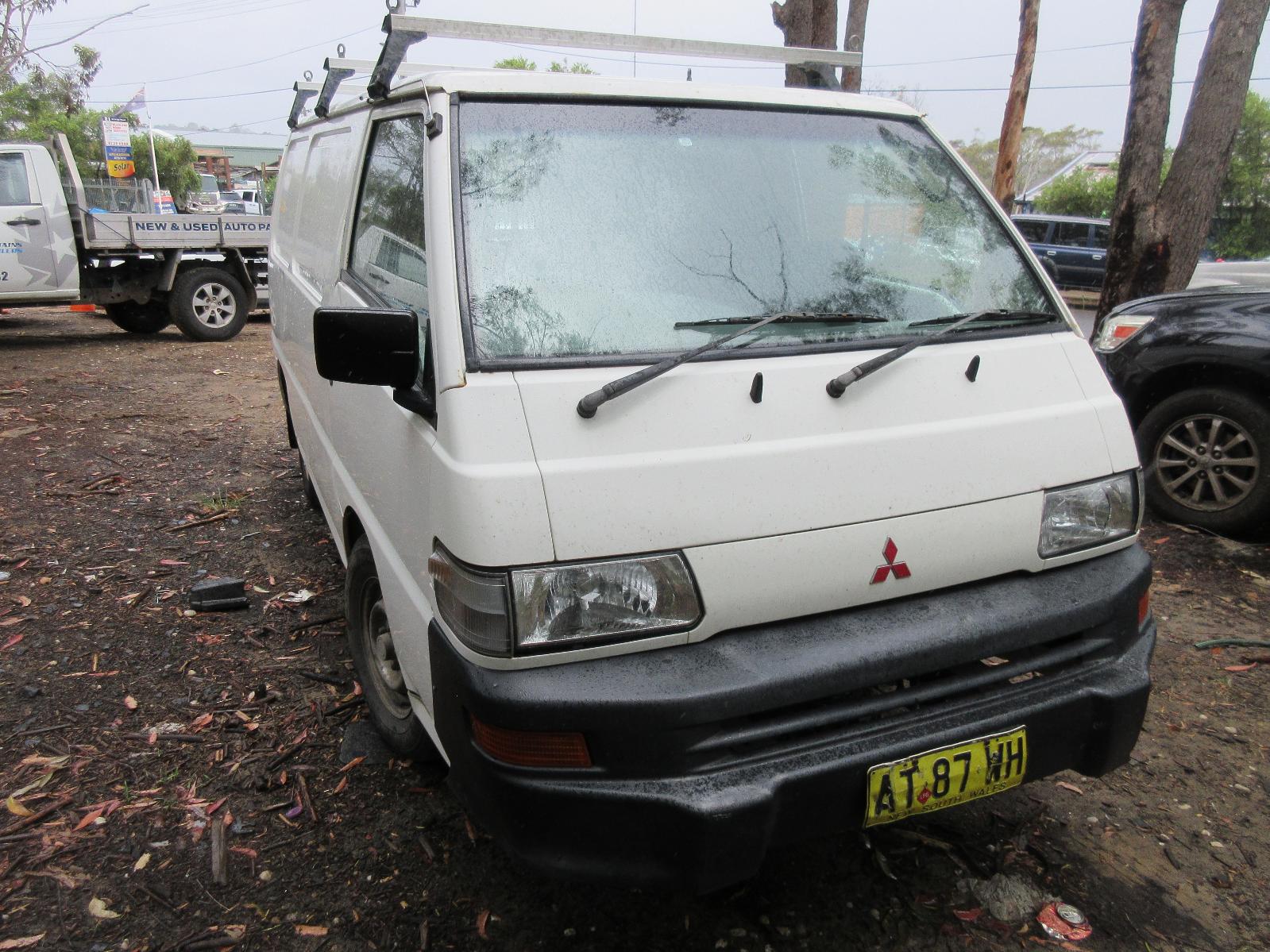 View Auto part Fan Mitsubishi L300 2008