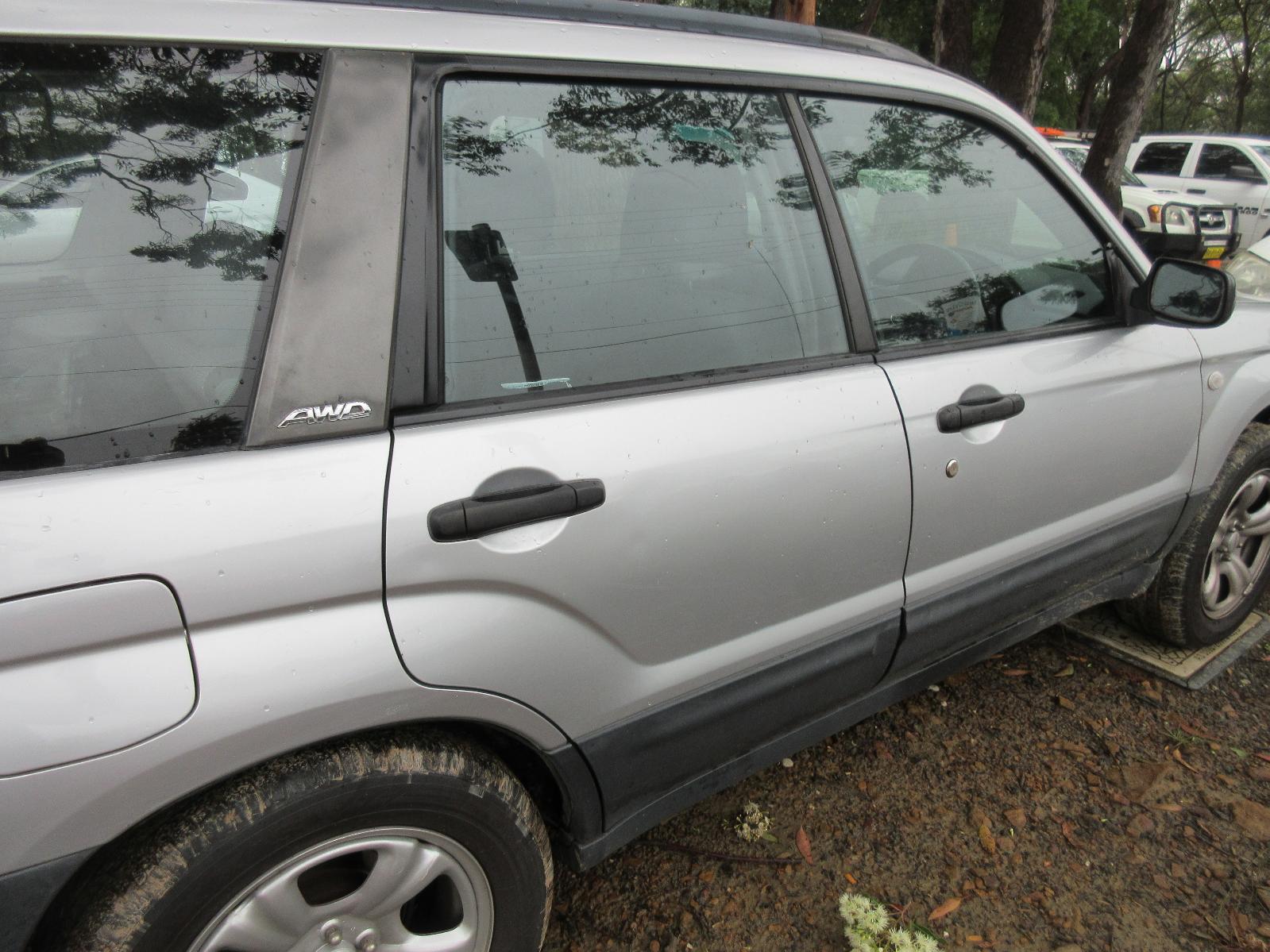 View Auto part High Level Stoplight Subaru Forester 2004