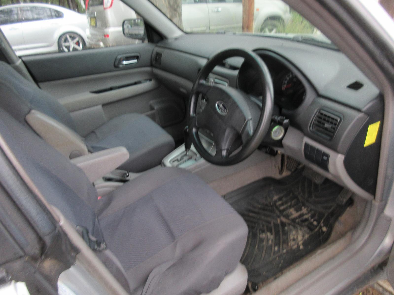 View Auto part High Level Stoplight Subaru Forester 2004