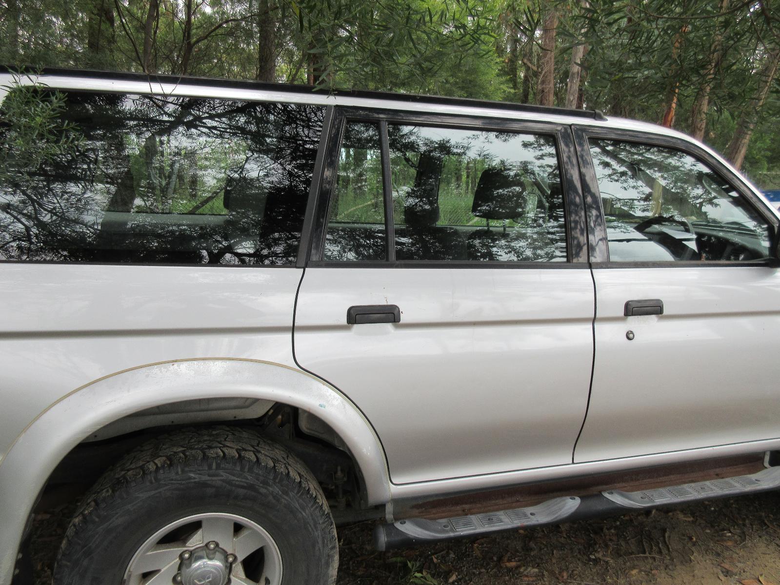 View Auto part Gear Stick/Shifter Mitsubishi Challenger 2001