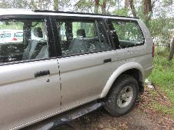 View Auto part Gear Stick/Shifter Mitsubishi Challenger 2001