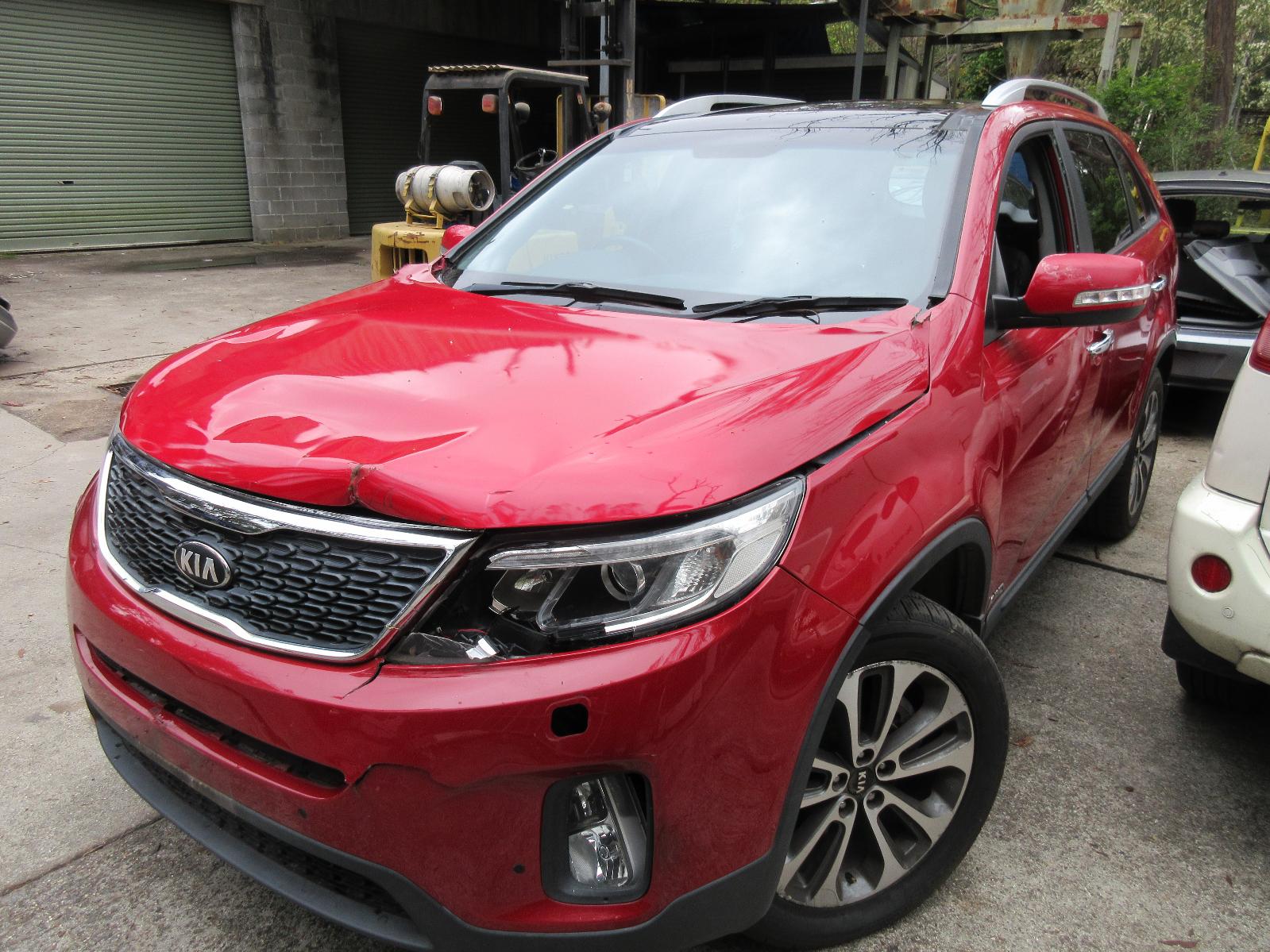 View Auto part Fuse Box Kia Sorento 2013