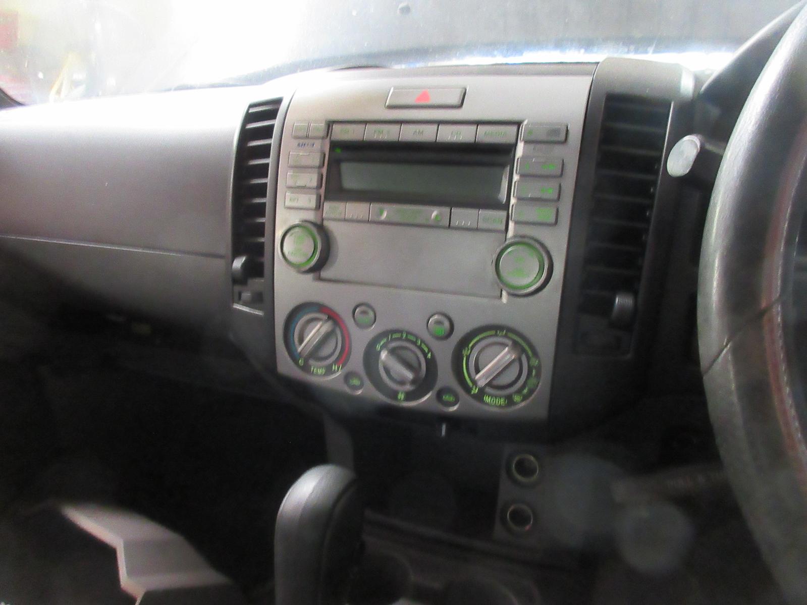 View Auto part Towbar Mazda Bt50 2008
