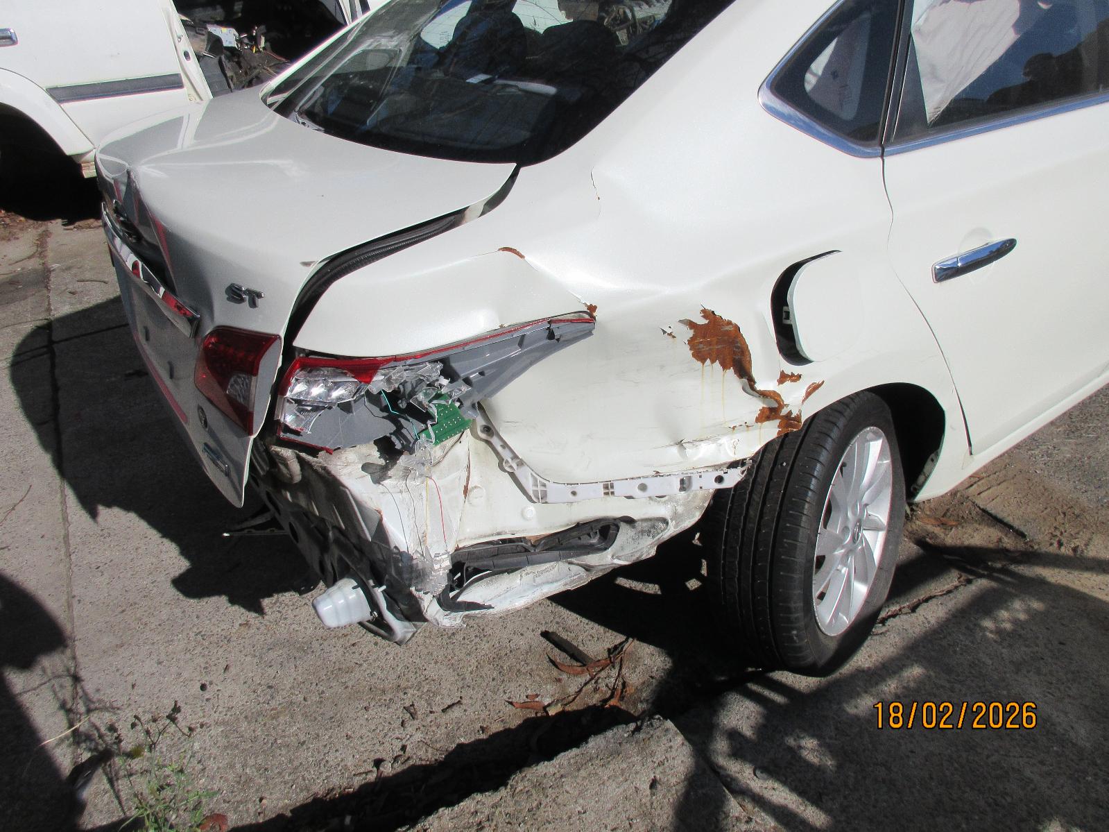 View Auto part Door/Boot/Gate Lock Nissan Pulsar 2015