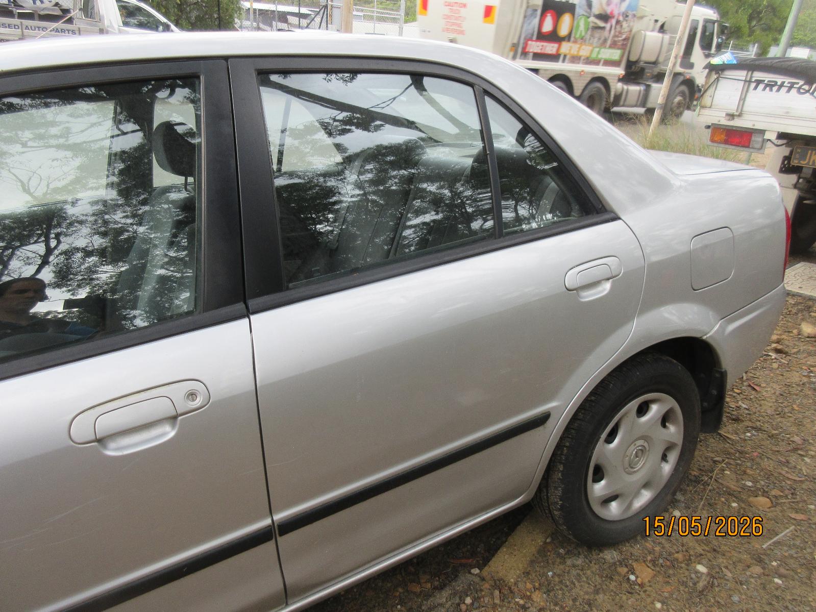 View Auto part Bootlid/Tailgate Mazda 323 2003