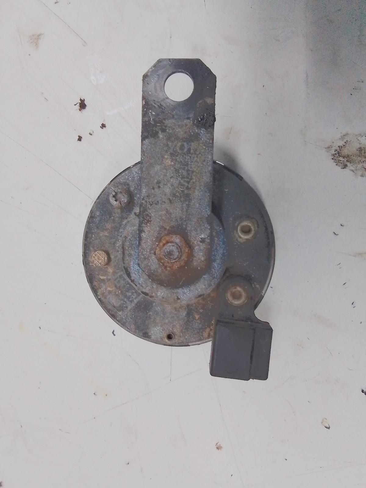 View Auto part Horn Toyota Hilux 2007