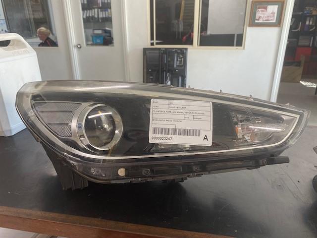 2018 Hyundai I30 Right Headlamp View Auto part Right Headlamp Hyundai I30 2018
