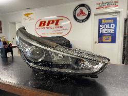 View Auto part Right Headlamp Hyundai I30 2018