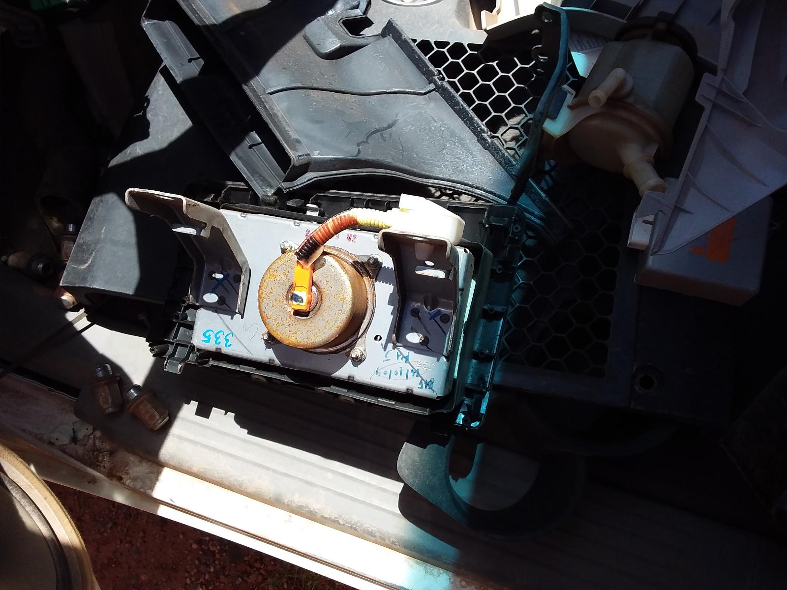 Fuel Filter Housing Hilux Toyota 2010