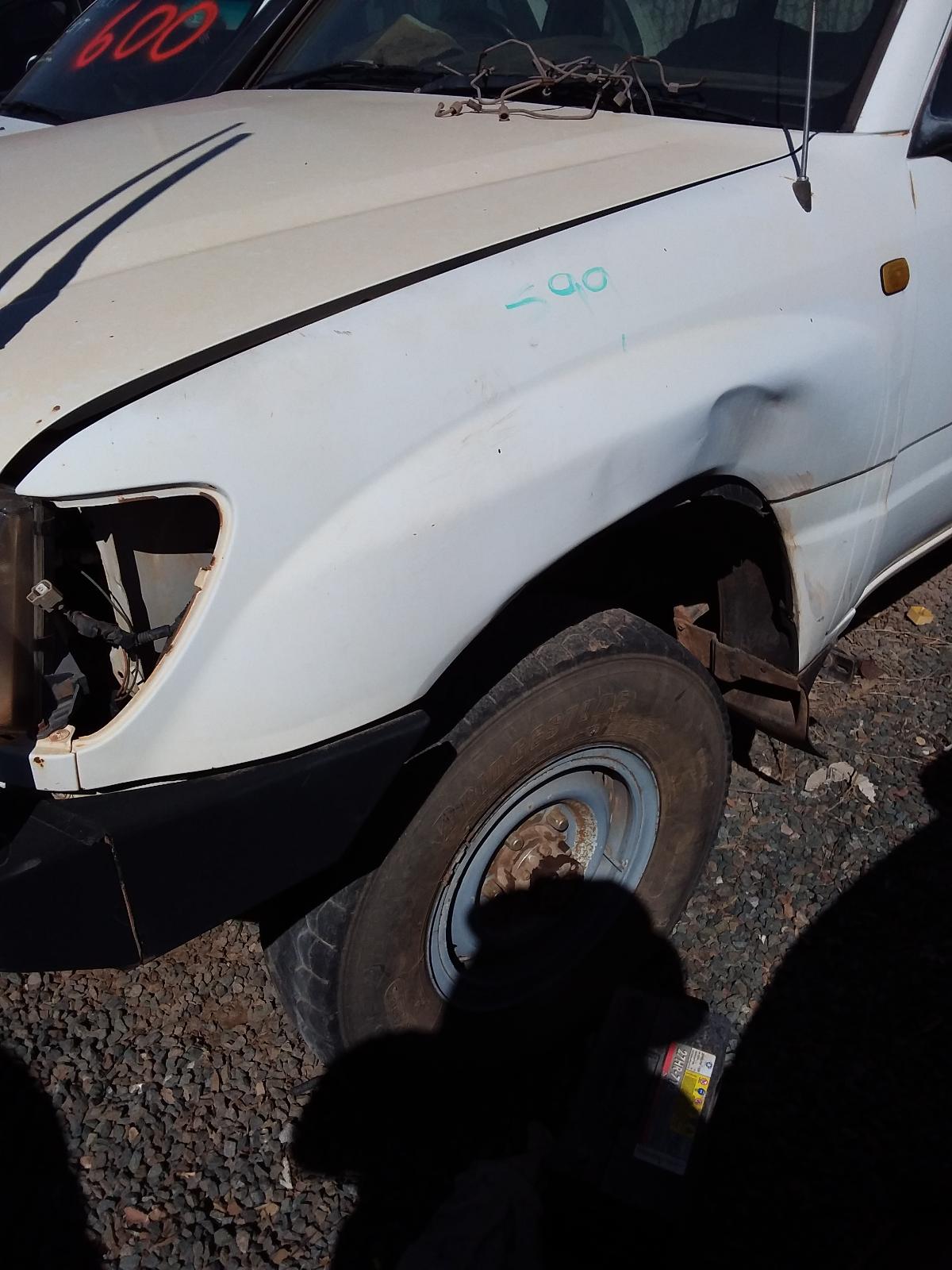 2005 Toyota Landcruiser A/C Condenser View Auto part A/C Condenser Toyota Landcruiser 2005