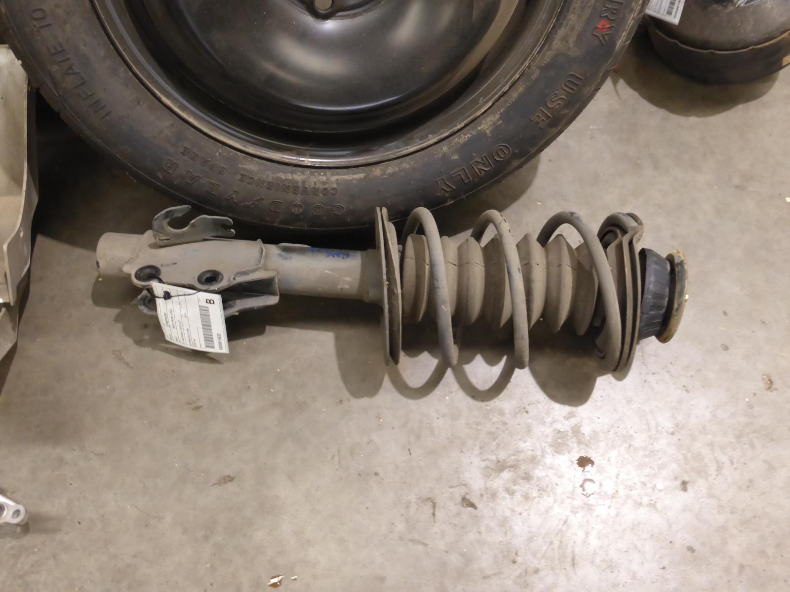 Right Front Strut Commodore Holden 2014