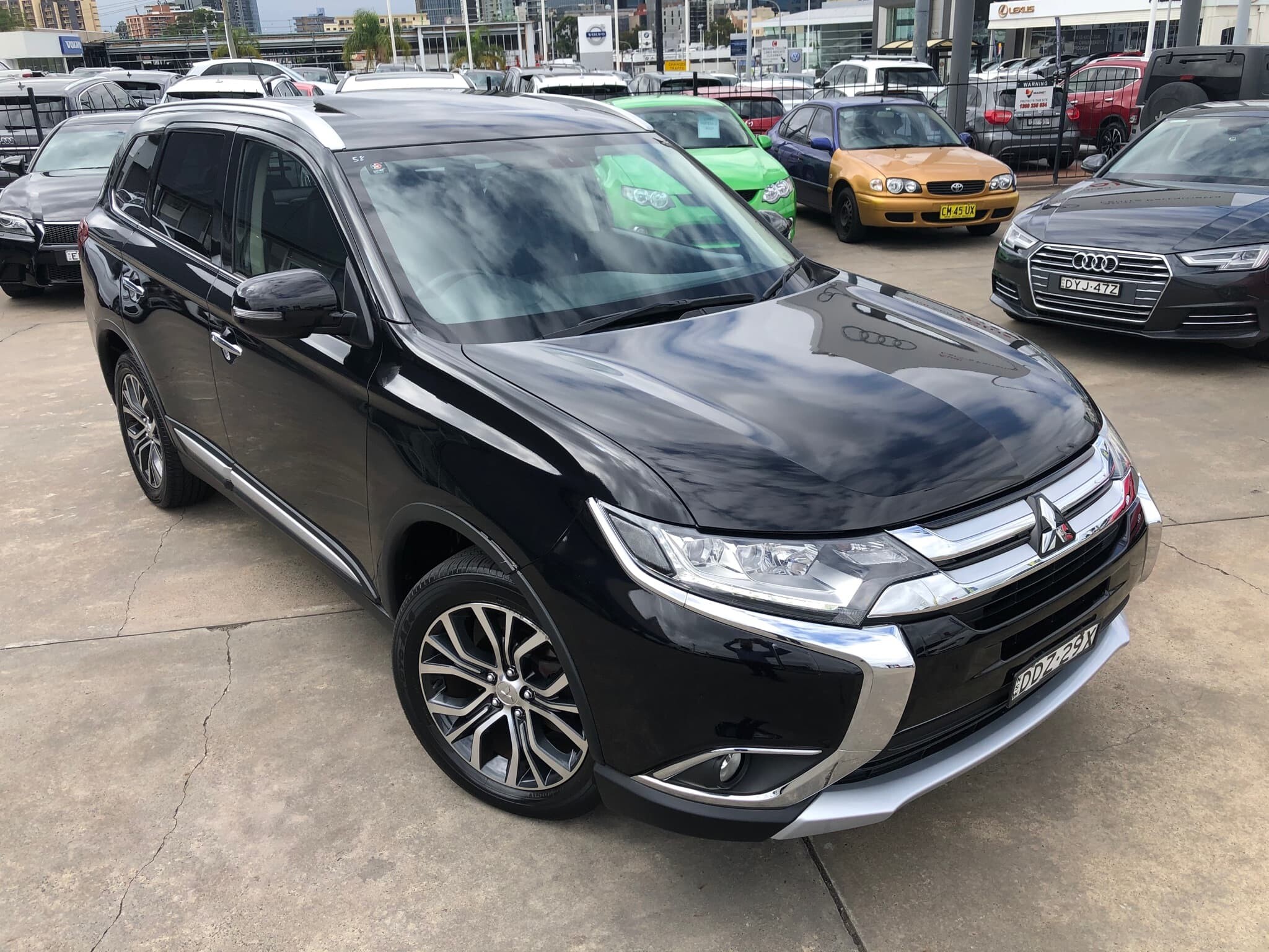 2016 Mitsubishi Outlander Exceed ZK Auto 4WD MY16 Car Subscription