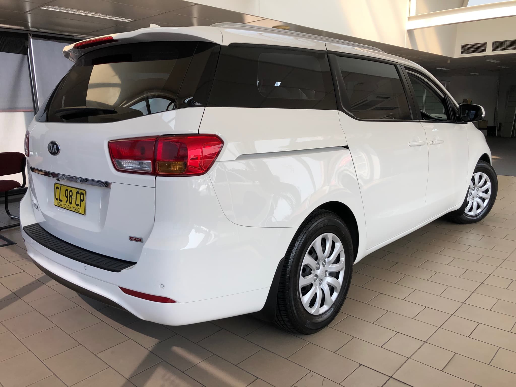2017 Kia Carnival S Auto MY17 Car Subscription