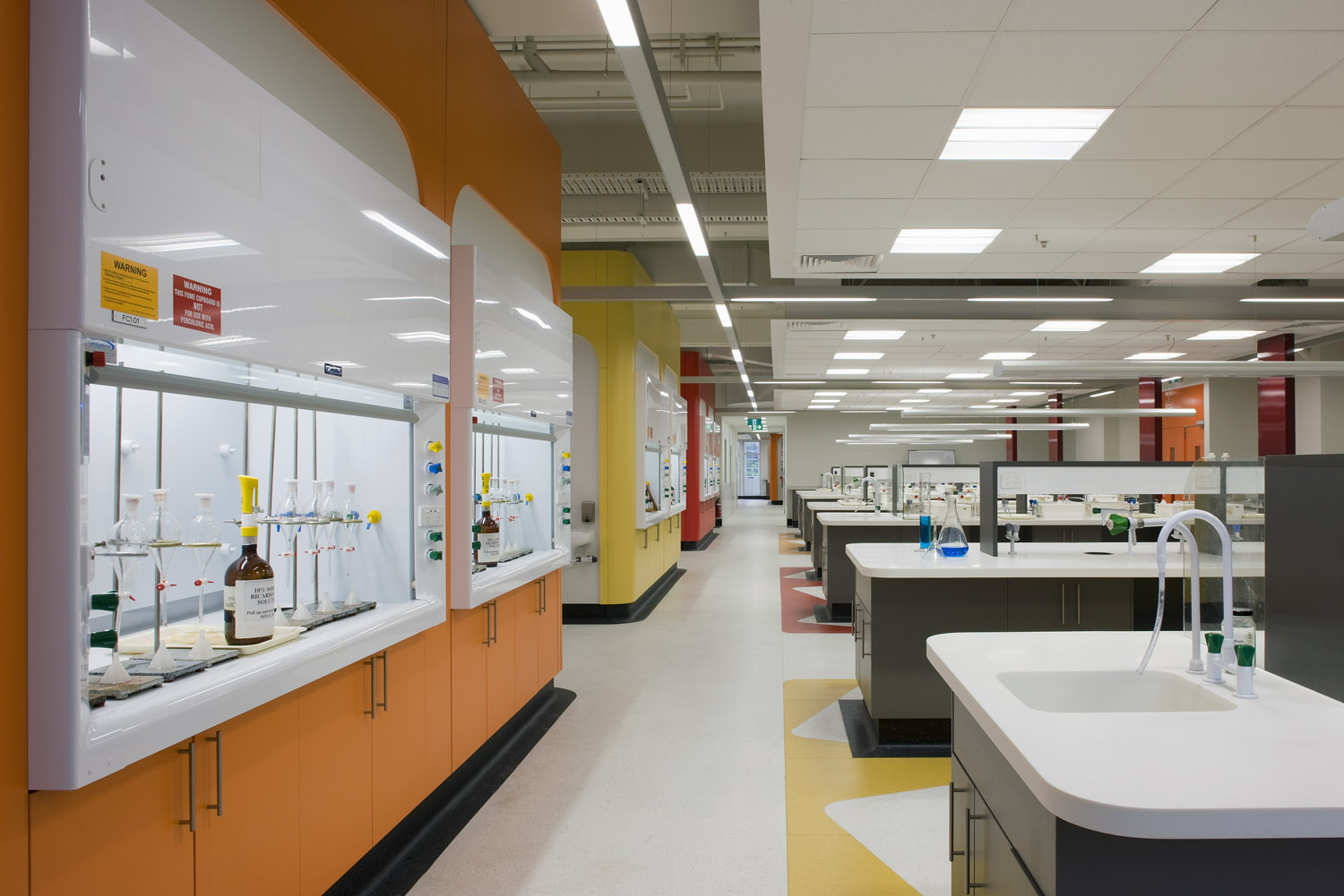 Melbourne University Chem Lab Corian