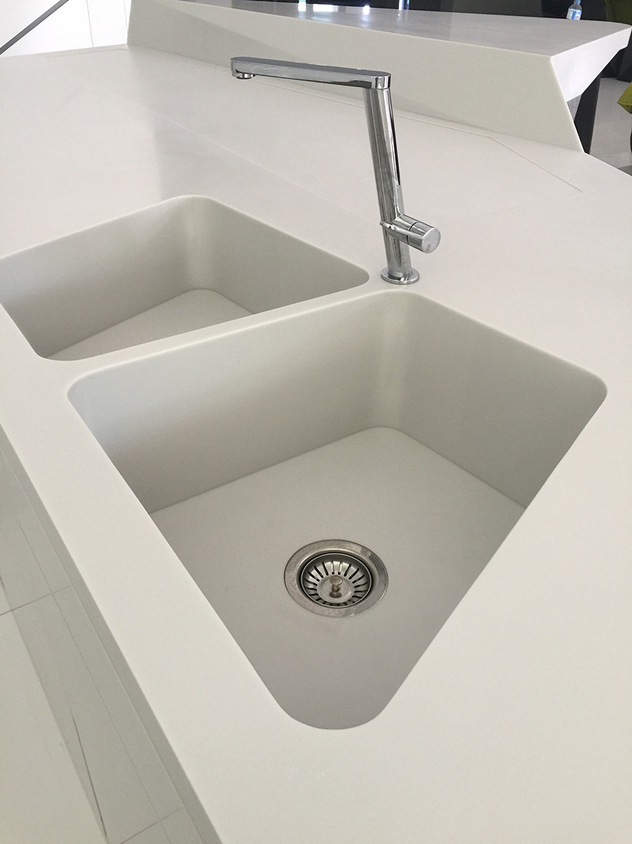 Uber Contemporary Estate Corian