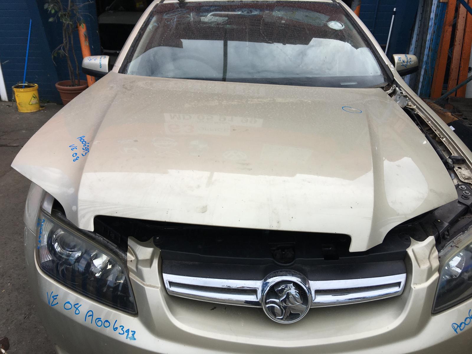 Right Rear Door Sliding Commodore Holden 2008