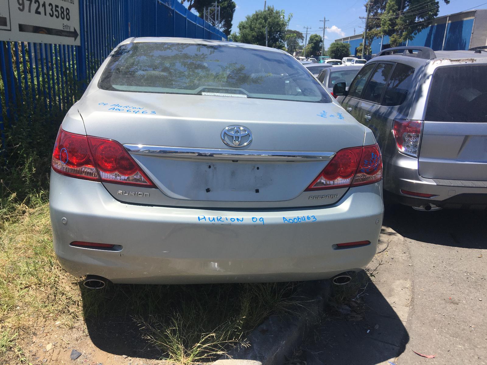 View Auto part Right Taillight Toyota Aurion 2009