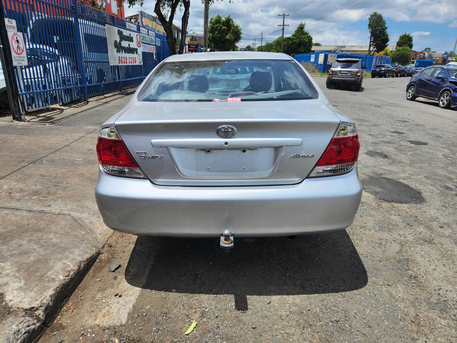 Complete Vehicle Camry Toyota 2005