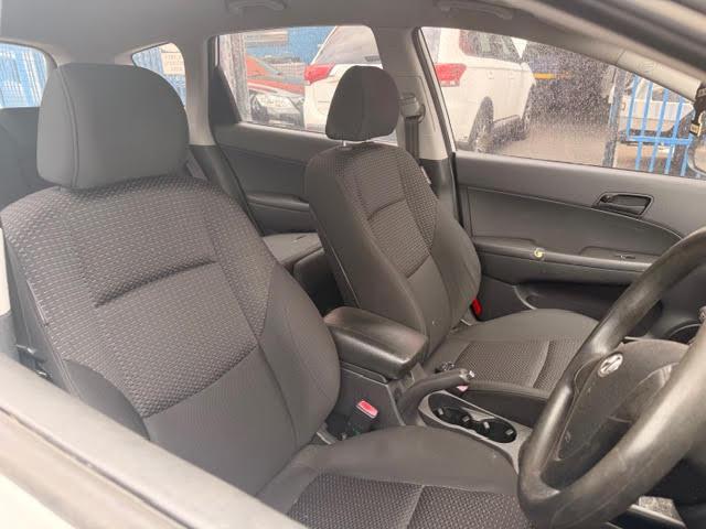 2011 Hyundai I30 Right Front Door View Auto part Right Front Door Hyundai I30 2011