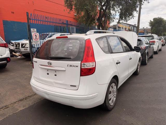 2011 Hyundai I30 Right Front Door View Auto part Right Front Door Hyundai I30 2011