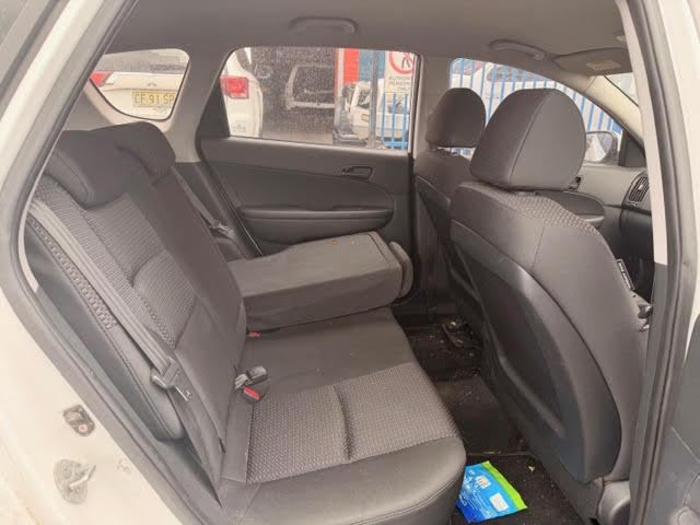 2011 Hyundai I30 Right Front Door View Auto part Right Front Door Hyundai I30 2011