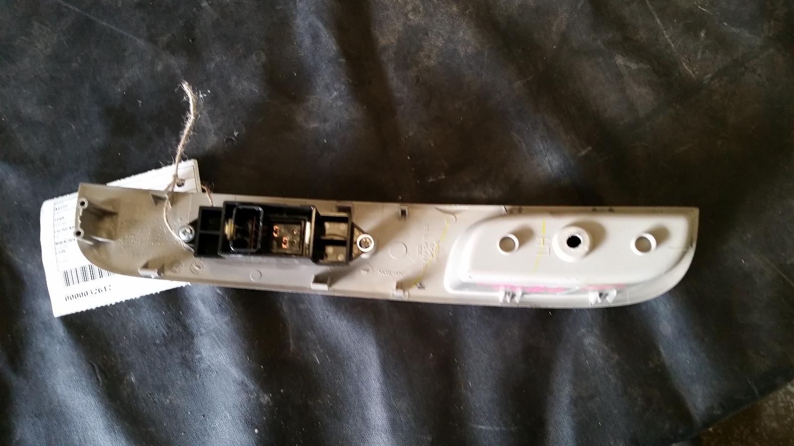 View Auto part Pwr Dr Wind Switch Mitsubishi Triton 2011