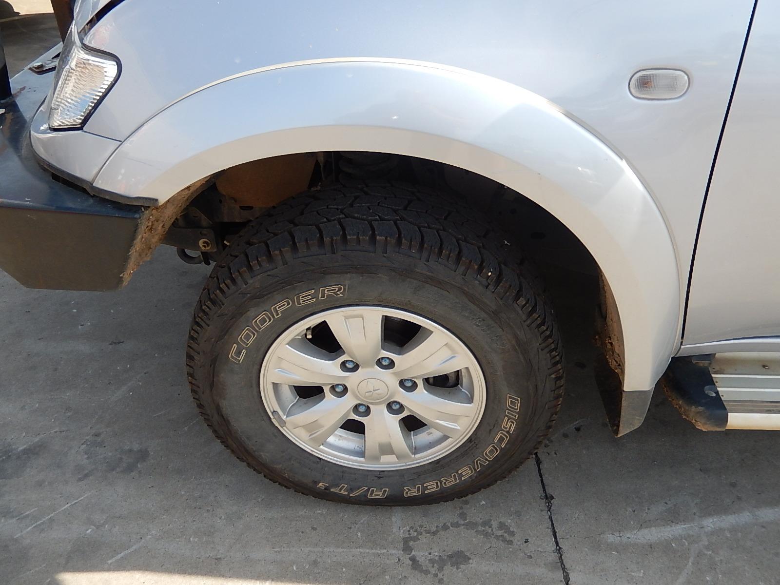View Auto part Instrument Cluster Mitsubishi Triton 2013